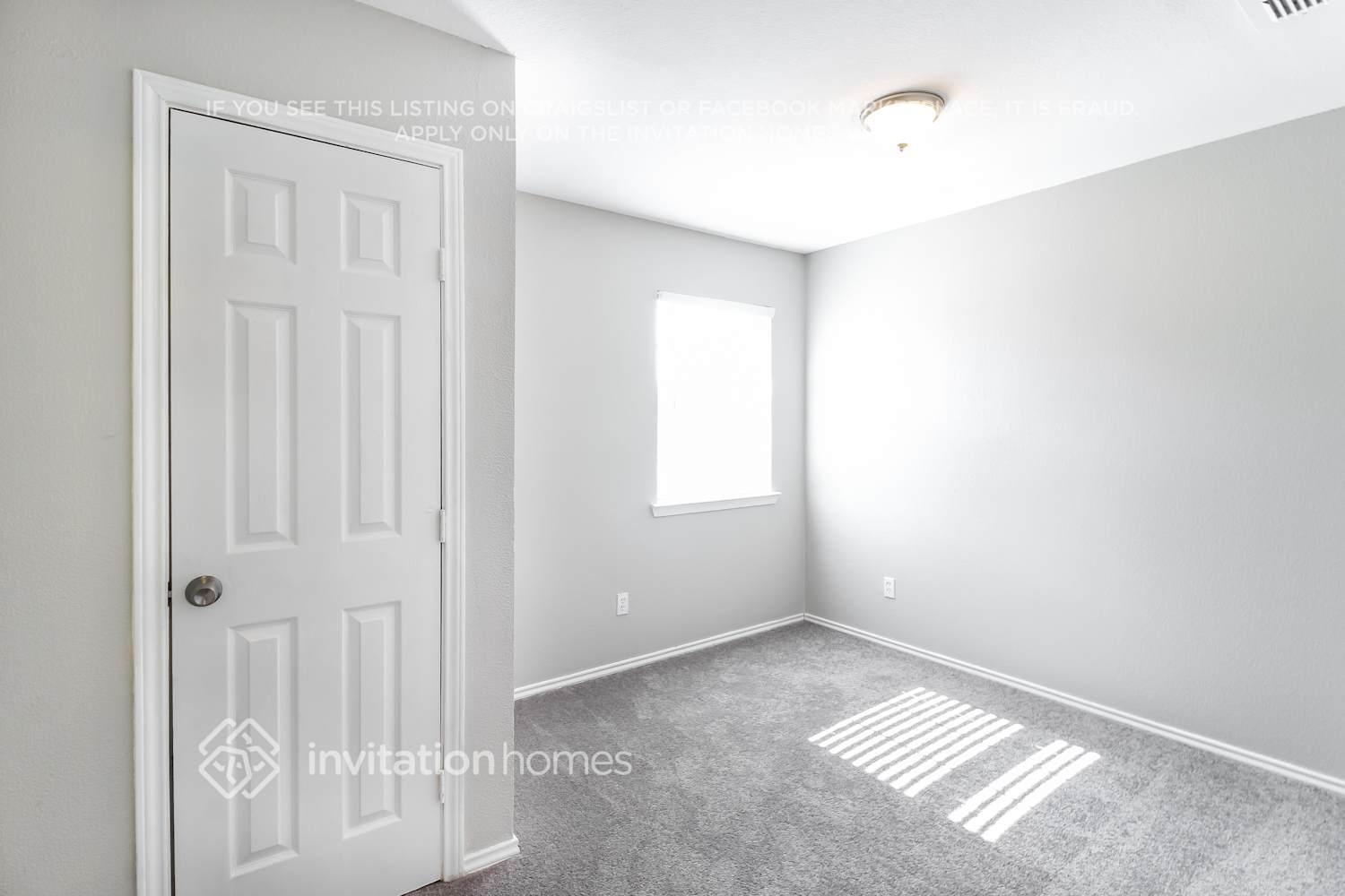 Building Photo - 813 Valley View Dr