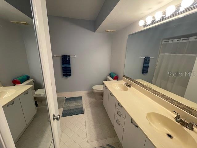 Building Photo - 5701 Bahia Del Mar Cir N