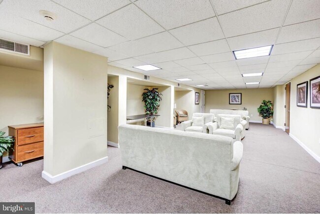 Building Photo - 2725 39th St NW