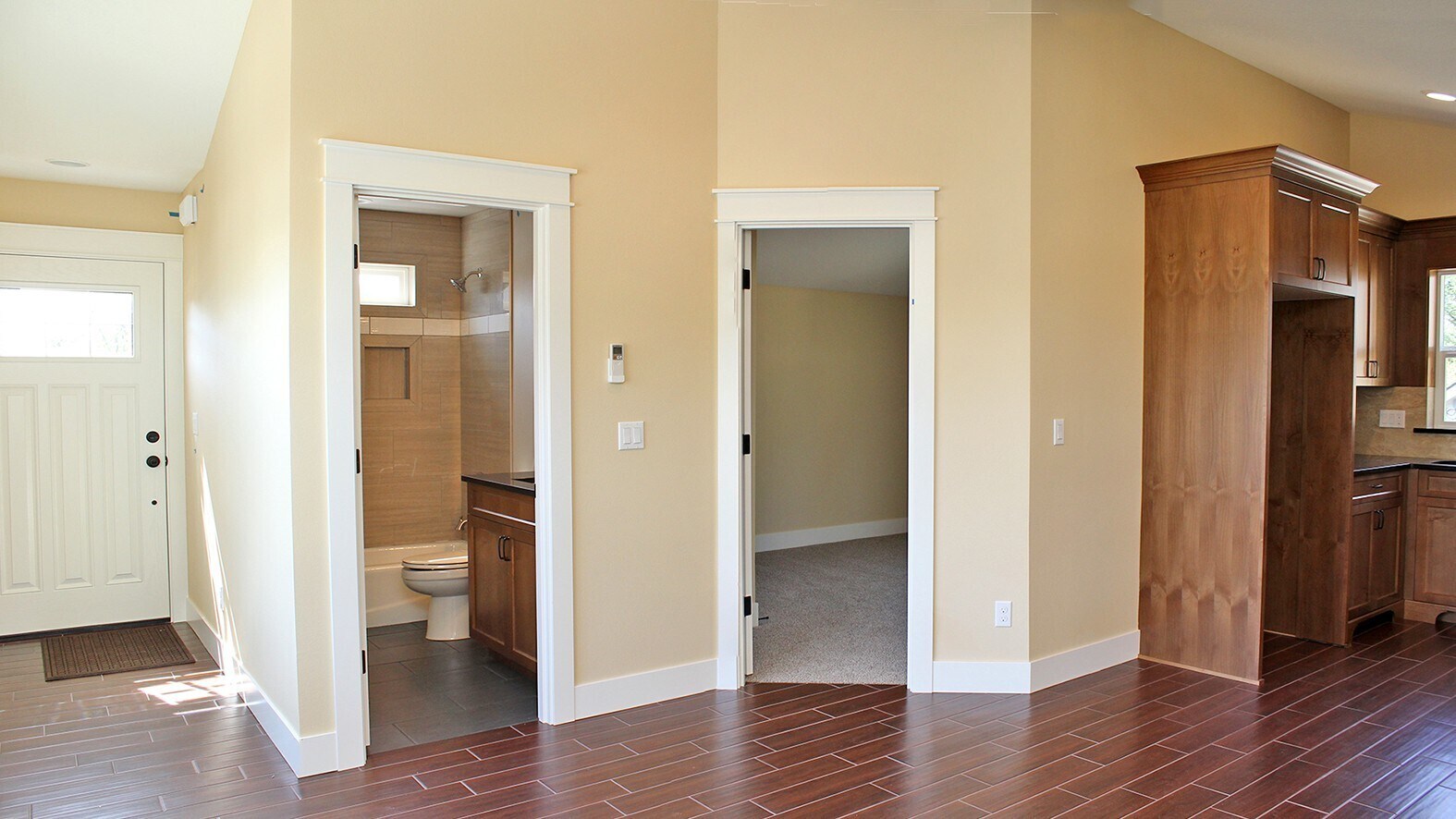 Building Photo - 3639 SE 73rd Ave