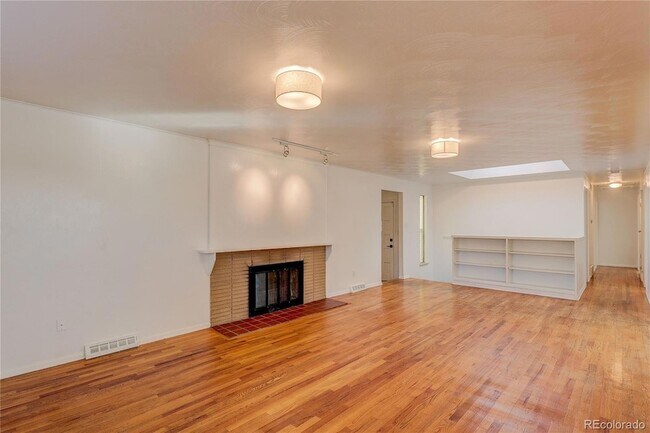 Building Photo - 3273 S Florence Ct