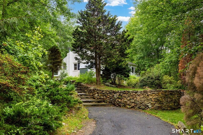 Building Photo - 400 Thomaston Rd