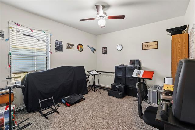 Building Photo - 742 Buttercup Dr