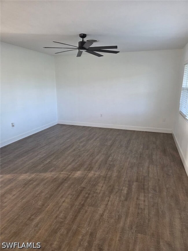 Building Photo - 5521 Granada Rd