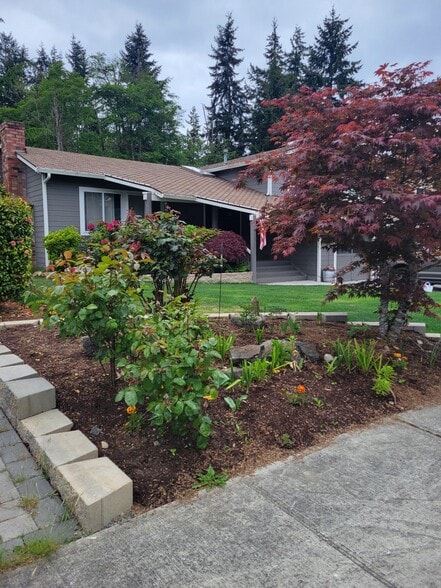 Building Photo - 32215 8th Ave SW