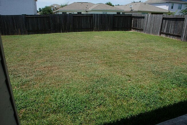 Building Photo - 4707 San Antonio River Dr