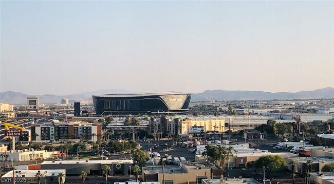 Building Photo - 4575 Dean Martin Dr