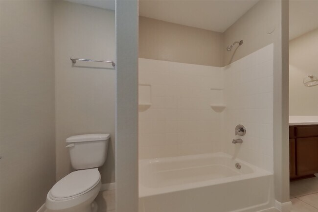 Building Photo - 301 Summer Horse Dr