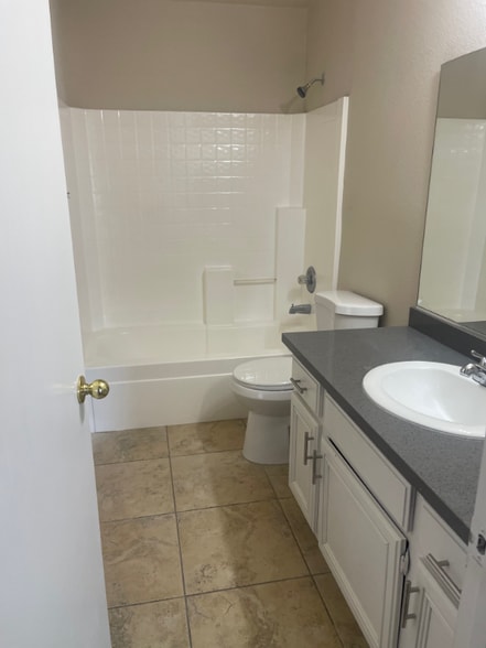 Building Photo - 6726 Montezuma Castle Ln