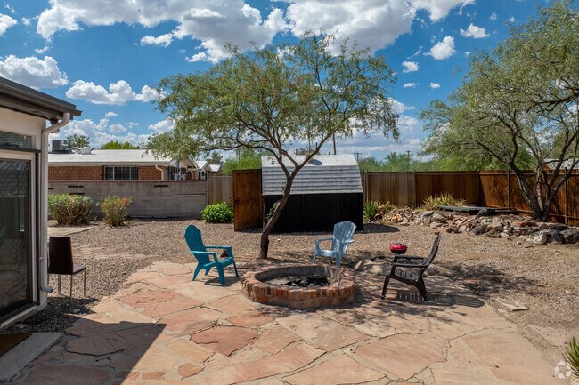 Building Photo - River Loft Bungalows on Warren+9th