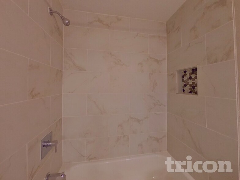 Building Photo - 4460 49th Ave N