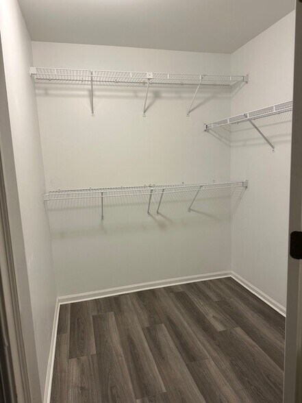 Building Photo - 56396 Chesapeake Trl