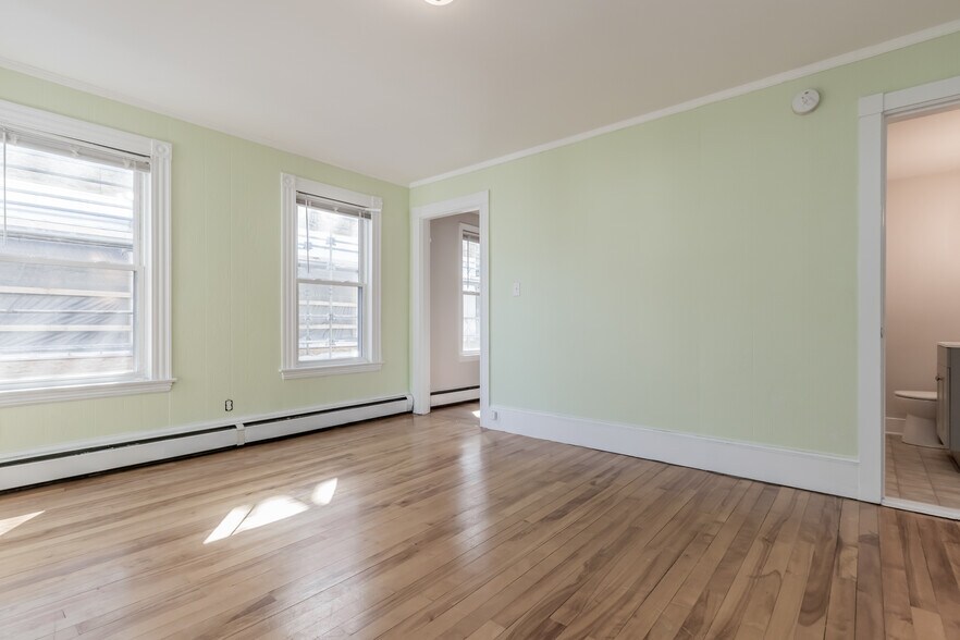 Building Photo - 30 Cutts Ave