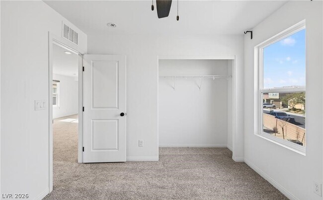 Building Photo - 7035 Toll Mountain St