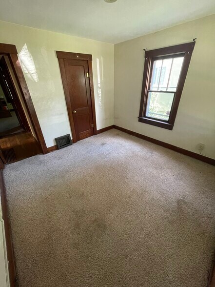 Bedroom (#1) - 1420 N Wahsatch Ave