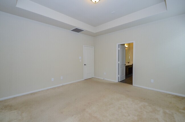 Building Photo - 14822 Russet Bend Ln