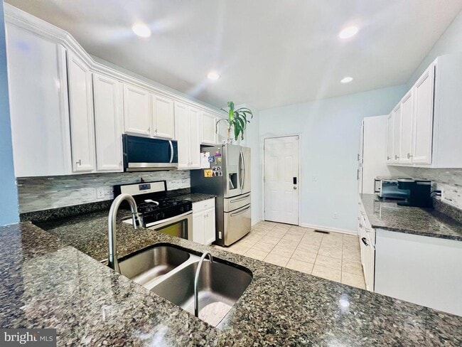 Building Photo - 209 Sills Ln