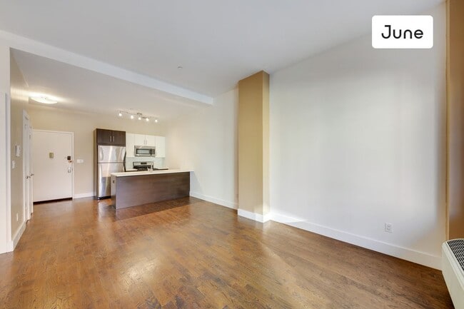 Building Photo - 59 Hawthorne Street