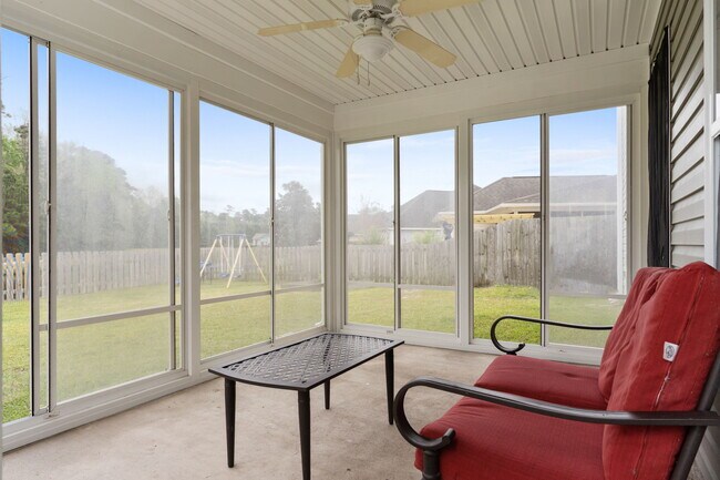 Building Photo - Slater Way