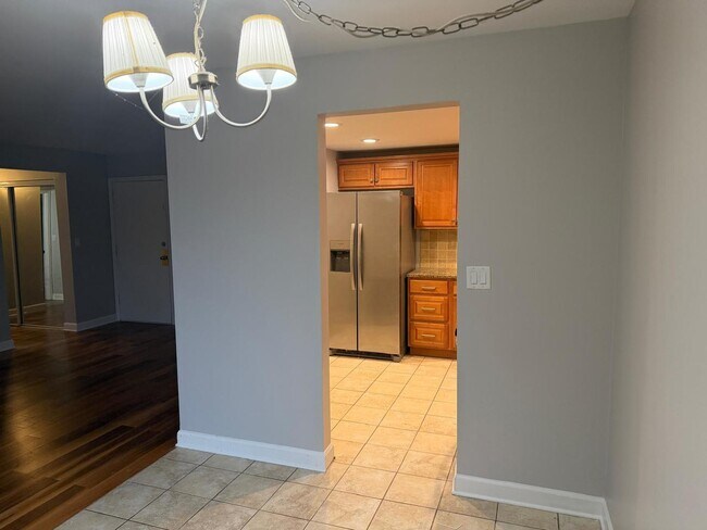 Building Photo - 1463 Mercury Dr