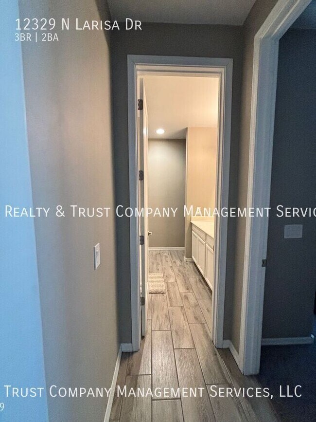 Building Photo - 12329 N Larisa Dr