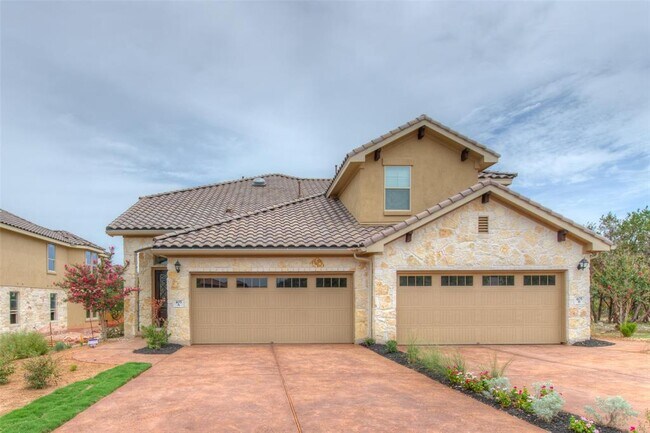 Building Photo - 405 S Meadowlark St