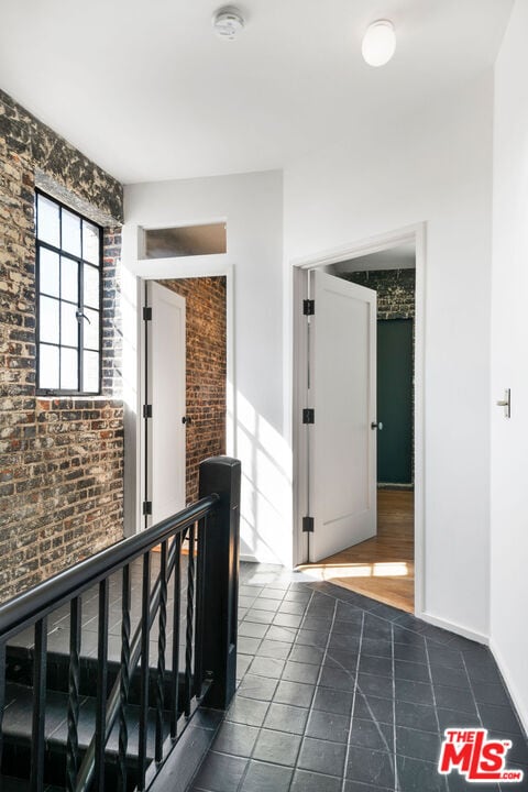 Building Photo - 3020 W Sunset Blvd