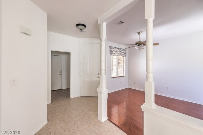 Building Photo - 5389 Progresso St