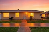 Building Photo - 616 S Irwin St