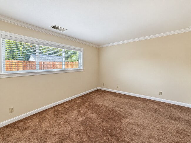 Building Photo - 40643 Encanto Way