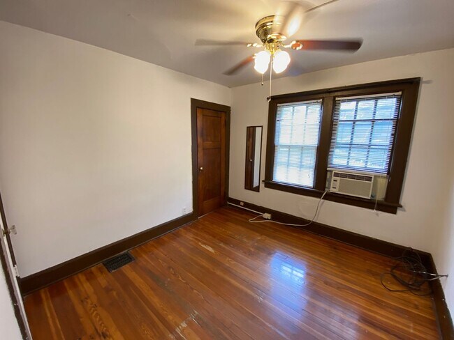 Building Photo - W Patterson Ave 24-26 IF