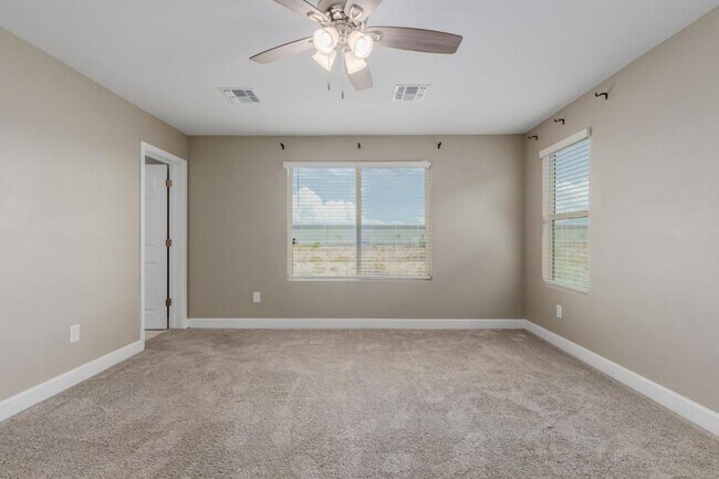 Building Photo - 6711 E Via Arroyo Largo