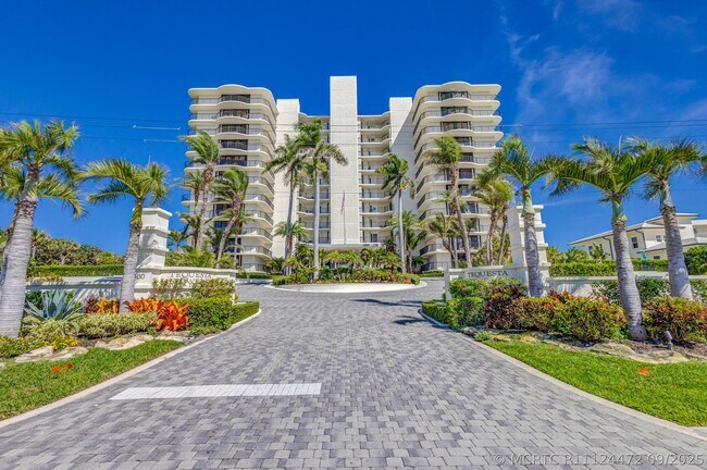 Building Photo - 400 S Beach Rd