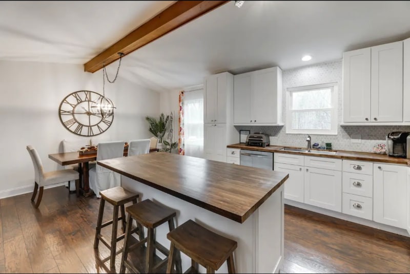 Building Photo - 3240 New Towne Rd