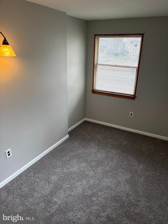 Primary Photo - 820 Broad St