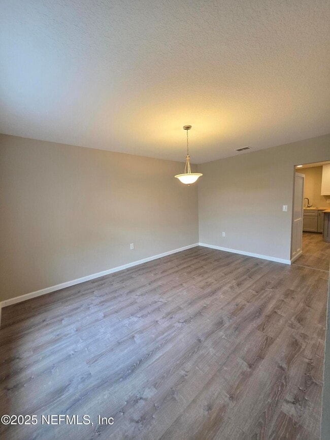 Building Photo - 440 S Aberdeenshire Dr