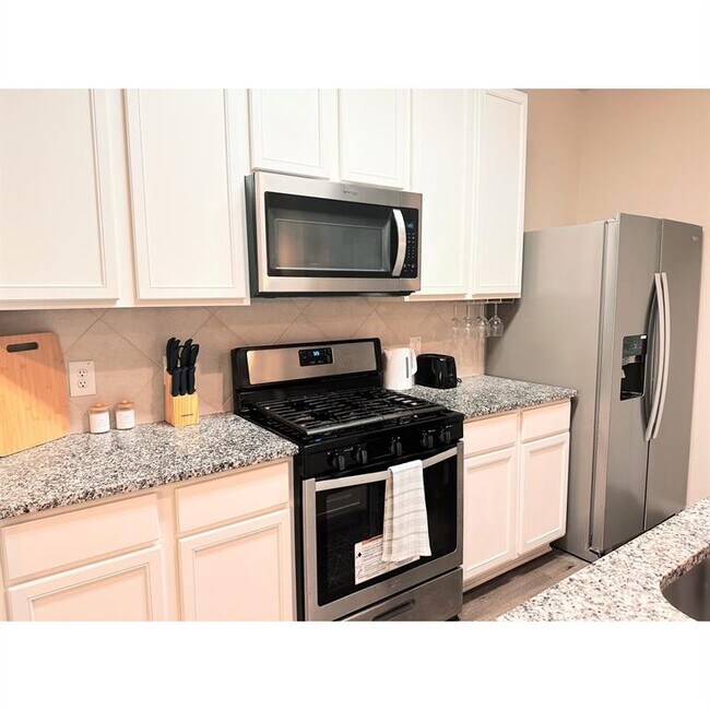 Building Photo - 23607 Lady Capulet Dr