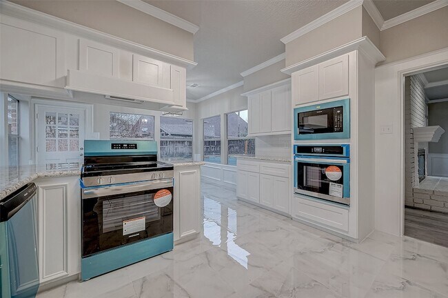 Building Photo - 4218 Bayglen Ct