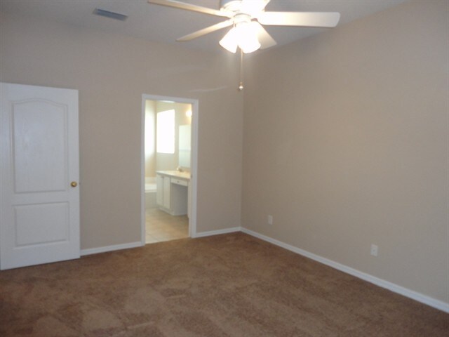 Building Photo - 14447 Pepperpine Dr