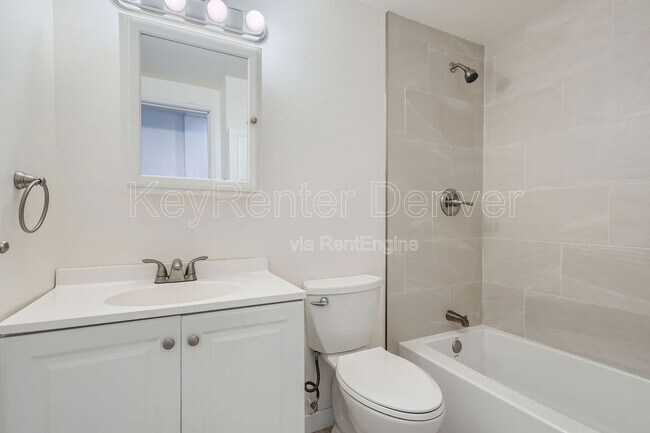 Building Photo - 65 N Clarkson St