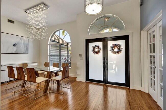 Building Photo - 2470 Sandstone Ct