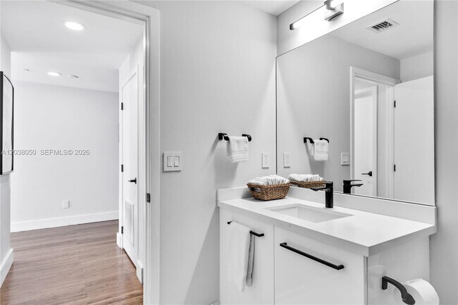 Building Photo - 888 Biscayne Blvd