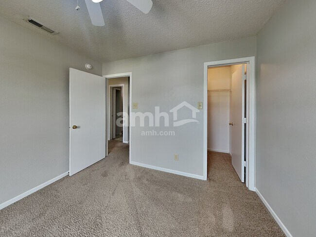 Building Photo - 14414 Refreshing Garden Ln