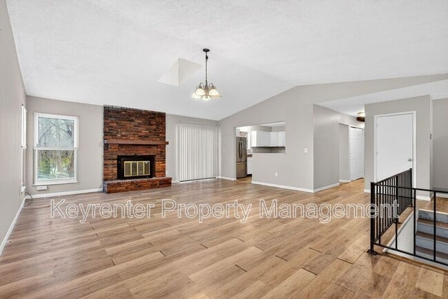 Building Photo - 12117 Castilon Ave