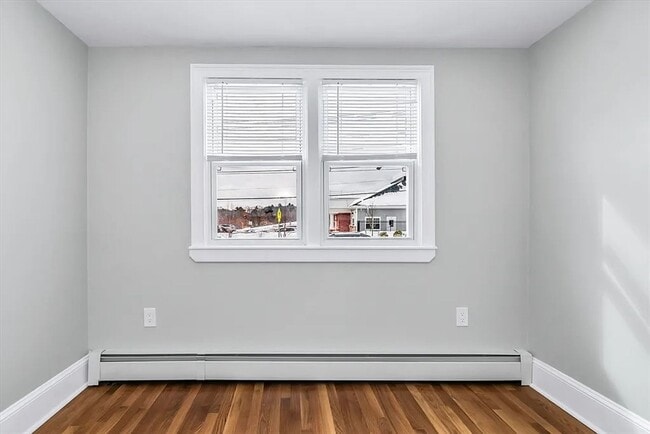 Building Photo - Beautifully Renovated 3-Bedroom Home in Woburn – $3,650.00/mo
