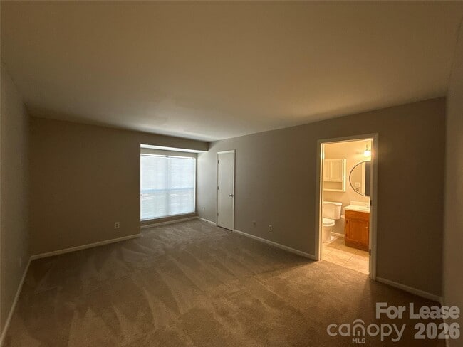 Building Photo - 11002 Harrowfield Rd