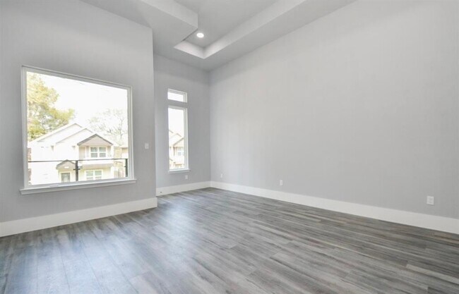 Building Photo - 811 Paul Quinn St
