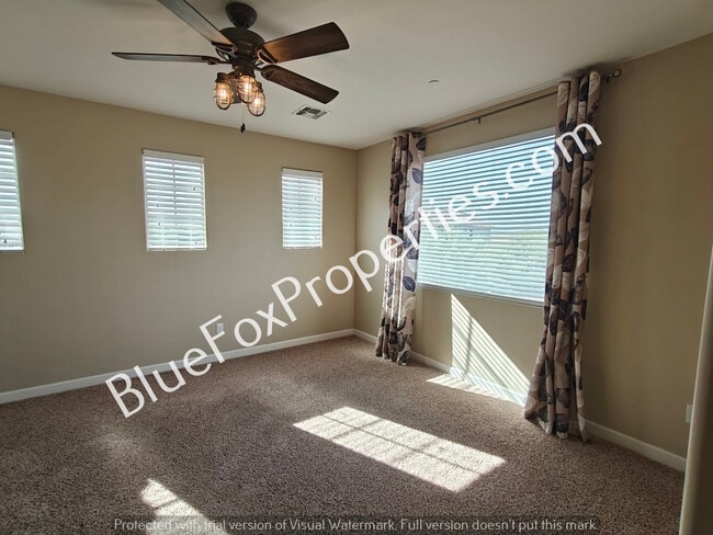 Building Photo - 8545 N Gaetano Loop