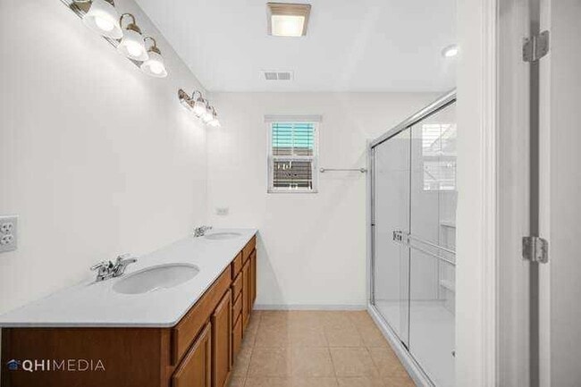 Building Photo - 458 Watercress Dr