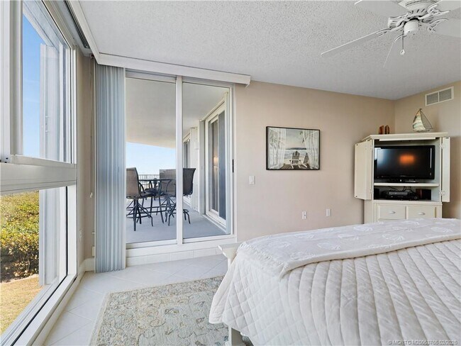 Building Photo - 2700 N Hwy A1A